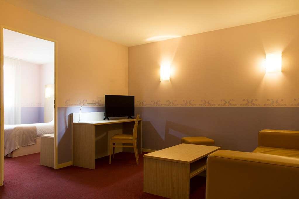 Brit Hotel Le Lion D'Or Chinon Værelse billede