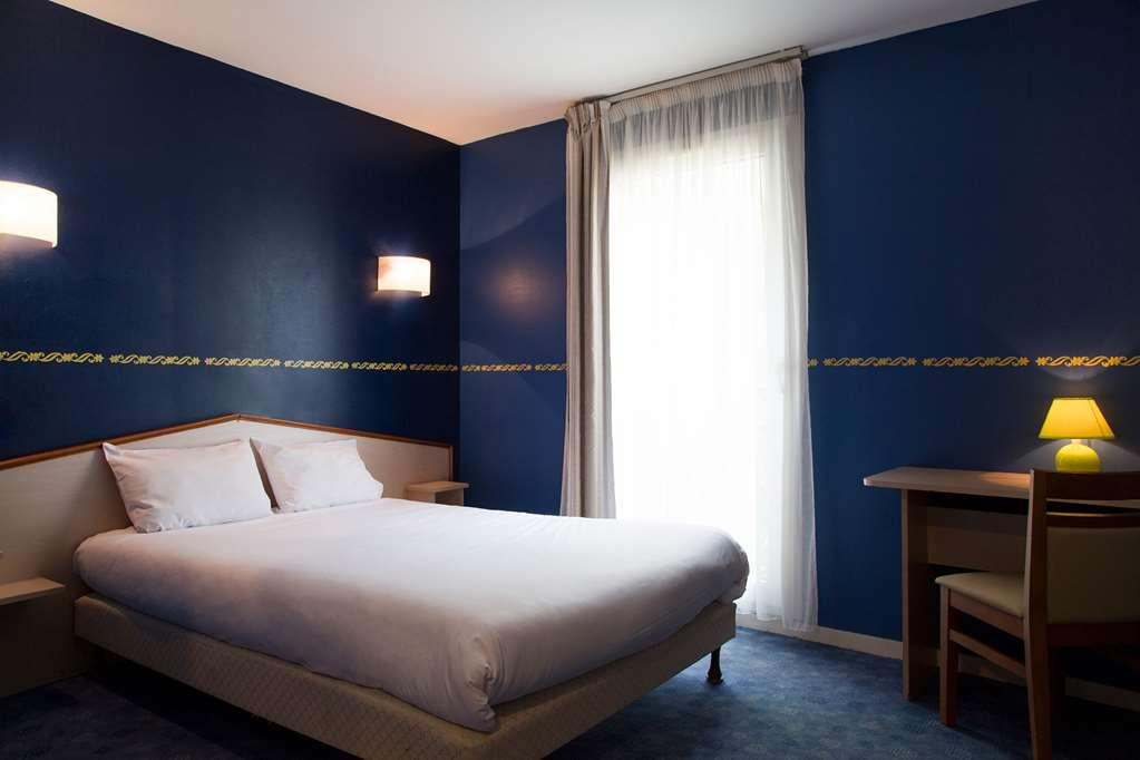 Brit Hotel Le Lion D'Or Chinon Værelse billede
