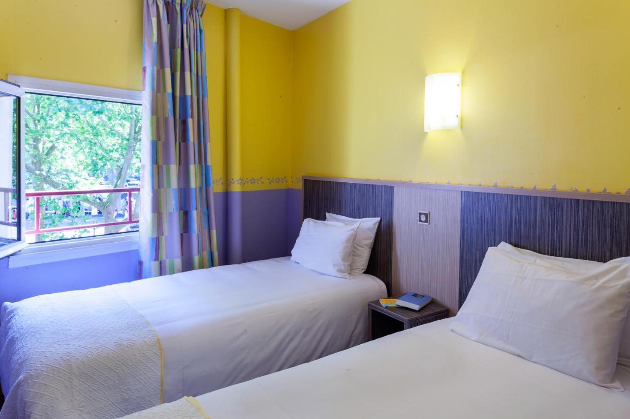 Brit Hotel Le Lion D'Or Chinon Eksteriør billede